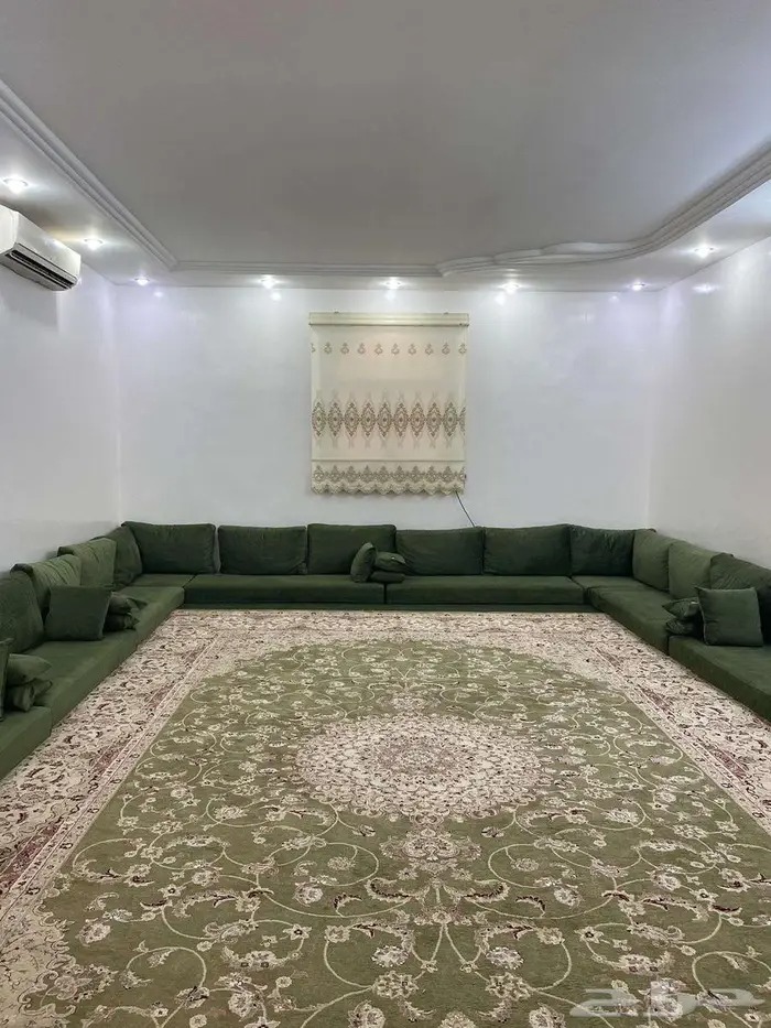 بيع عمارة في مهد الذهب دور فوق وشقتين
